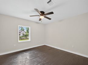 209 Leago Street, Houston TX 77022