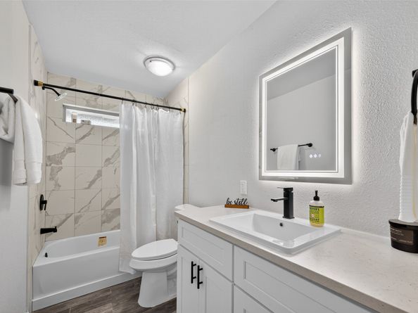 209 Leago Street, Houston TX 77022