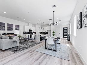 7210 England Street, Houston TX 77021