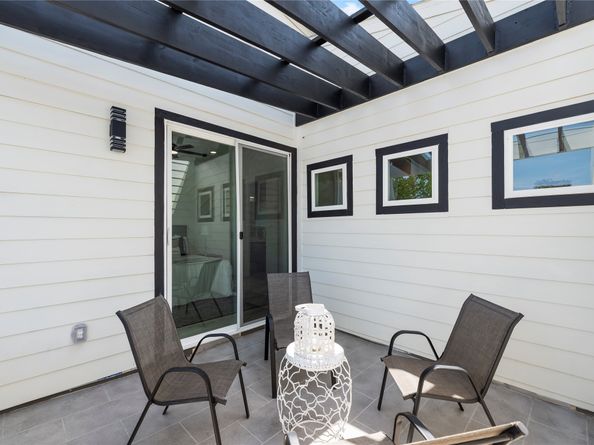 7210 England Street, Houston TX 77021