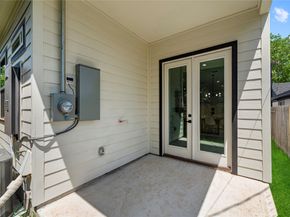 7210 England Street, Houston TX 77021