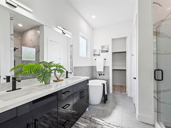 7210 England Street, Houston TX 77021