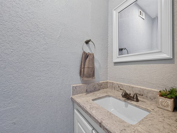 10622 Bexley Drive, Houston TX 77099