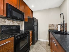 3224 Timmons Lane 130, Houston TX 77027