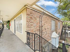 3224 Timmons Lane 130, Houston TX 77027