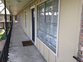 3224 Timmons Lane 130, Houston TX 77027