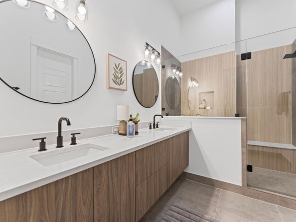 4329 Arlington Street, Houston TX 77022