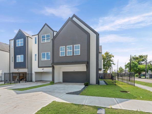 4329 Arlington Street, Houston TX 77022