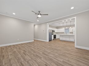 6605 Greenhurst Street, Houston TX 77091