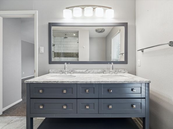 9400 Doliver Drive 60, Houston TX 77063