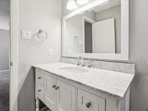 9400 Doliver Drive 60, Houston TX 77063