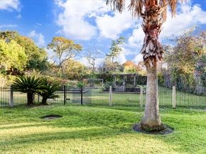 9400 Doliver Drive 60, Houston TX 77063