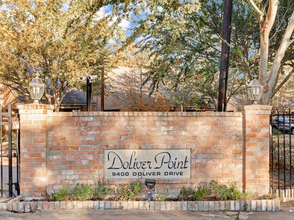 9400 Doliver Drive 60, Houston TX 77063