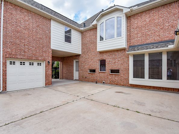 1611 Whitfield Street, Sugar Land TX 77479