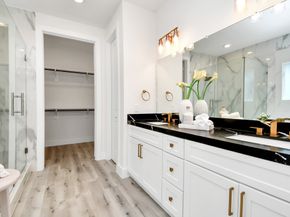 6551 Sealey Street, Houston TX 77091