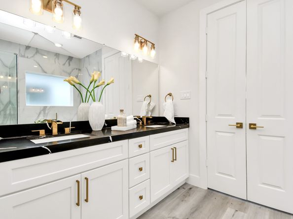 6551 Sealey Street, Houston TX 77091