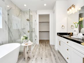 6551 Sealey Street, Houston TX 77091