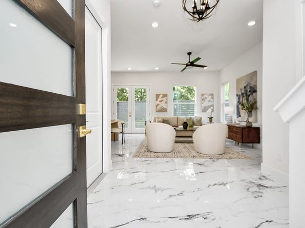 6551 Sealey Street, Houston TX 77091