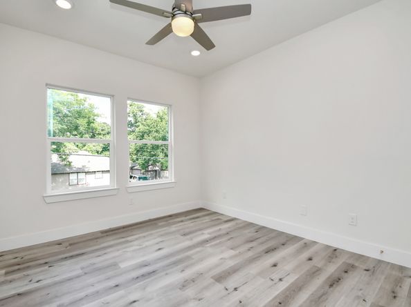 6551 Sealey Street, Houston TX 77091