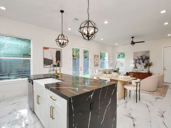 6551 Sealey Street, Houston TX 77091