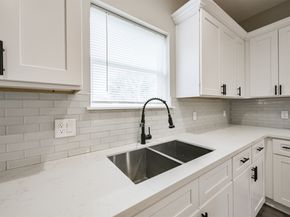 4405 Mallow Street, Houston TX 77051