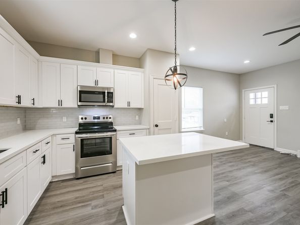 4405 Mallow Street, Houston TX 77051