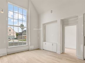 1619 Woodvine Drive, Houston TX 77055