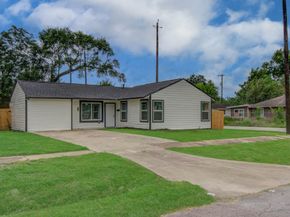 7713 St Lo Road, Houston TX 77033