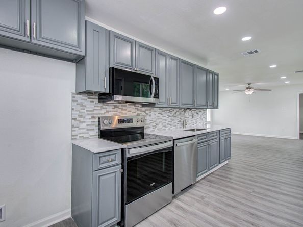 7713 St Lo Road, Houston TX 77033