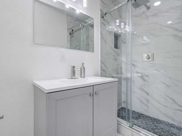 7713 St Lo Road, Houston TX 77033