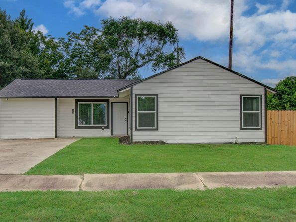 7713 St Lo Road, Houston TX 77033