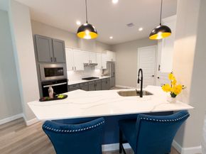 4307 B Dickson Street, Houston TX 77007