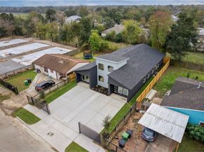 5034 Pershing Street, Houston TX 77033