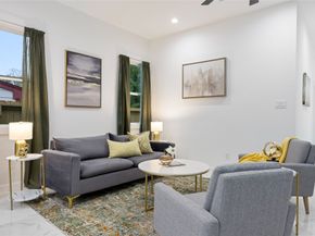 5034 Pershing Street, Houston TX 77033