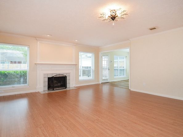 4415 Knightsbridge Boulevard, Sugar Land TX 77479