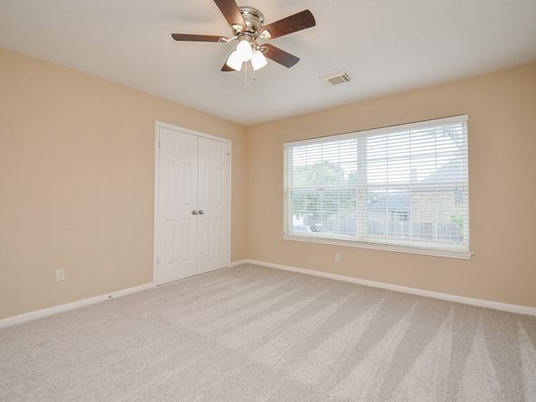 4415 Knightsbridge Boulevard, Sugar Land TX 77479