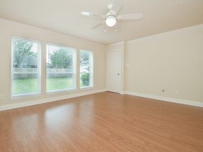 4415 Knightsbridge Boulevard, Sugar Land TX 77479