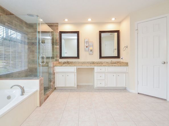 4415 Knightsbridge Boulevard, Sugar Land TX 77479