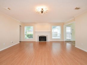 4415 Knightsbridge Boulevard, Sugar Land TX 77479