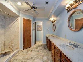 10915 Kitty Brook Drive, Houston TX 77071