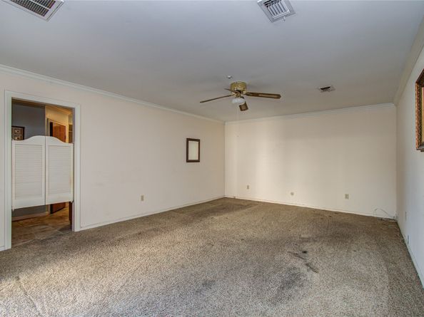 10915 Kitty Brook Drive, Houston TX 77071