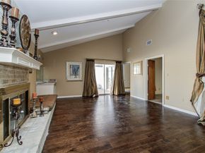 10915 Kitty Brook Drive, Houston TX 77071