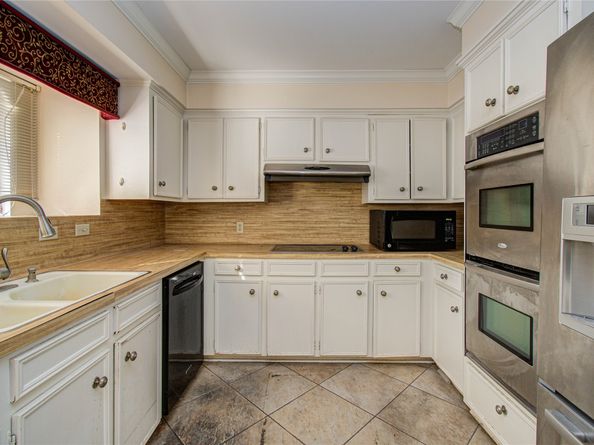 10915 Kitty Brook Drive, Houston TX 77071