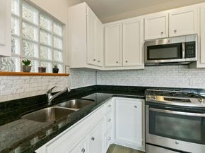 3739 Main Poplar Drive, Houston TX 77025