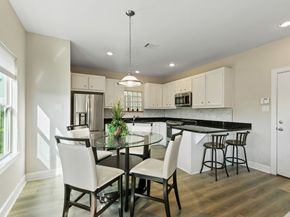 3739 Main Poplar Drive, Houston TX 77025