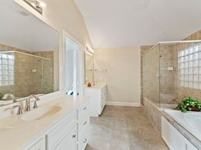 3739 Main Poplar Drive, Houston TX 77025