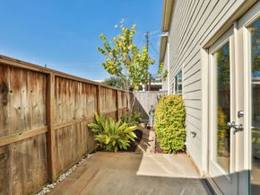 3739 Main Poplar Drive, Houston TX 77025