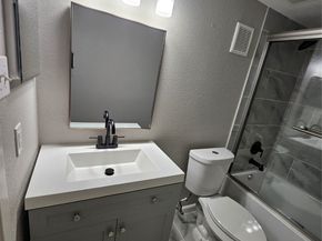 12955 Woodforest Boulevard 63, Houston TX 77015