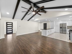 6934 Heron Drive, Houston TX 77087