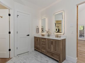 16 Crinkleroot Court, The Woodlands TX 77380